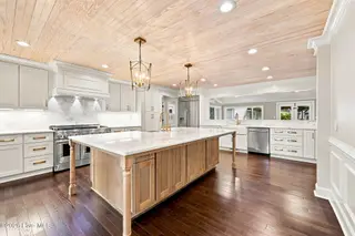 402 Wesley Road, Greenville, NC 27858 – photo 17: 17-web-or-mls-IMG_3774_edit