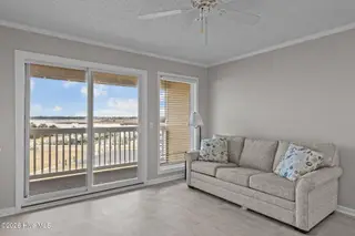 650 Cedar Point Boulevard A34, Cedar Point, NC 28584 – photo 7: 12-web-or-mls-1S3A0493