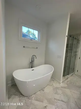 50 St Andrews Drive, Pinehurst, NC 28374 – photo 10: 50 master tub