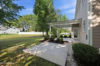 3800 Colony Woods Drive, Greenville, NC 27834 – photo 6: 6-web-or-mls-BLS_0006