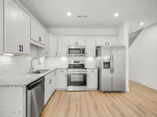 241 Townhome Lane 241, Southern Pines, NC 28387 – photo 14: DSC01143_4_5_6_7Interior02