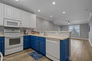 395 S Crow Creek Drive NW Unit 1518, Calabash, NC 28467 — 3-bedroom condo in Crow Creek, Calabash, NC, photo 13 of 41: 395 s crow creek dr unit 1518 - 20