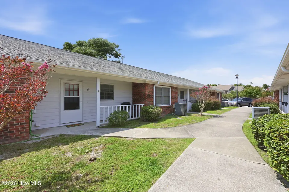 3905 Guardian Avenue H32, Morehead City, NC 28557 – photo 1 of 40: 4-web-or-mls-Colony in the Pines H32 - 0