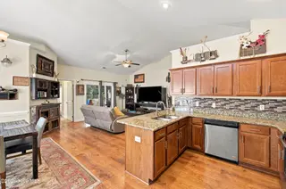 8795 Lanvale Oaks Drive NE, Leland, NC 28451 — 3-bedroom home in Lanvale Oaks, Leland, NC, photo 14 of 33: 8795_lanvale_oaks_dr_014