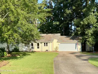 105 Norman Court, New Bern, NC 28560 – photo 7: 105 Norman Front of house