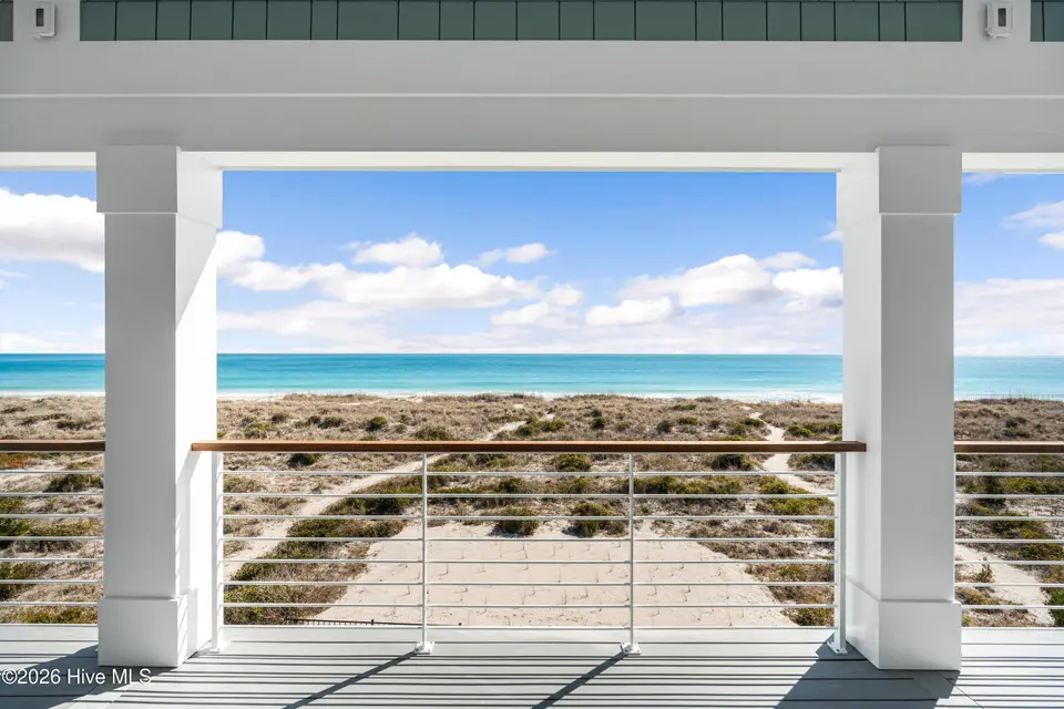 317 S Lumina Avenue, Wrightsville Beach, NC 28480 – photo 1 of 74: 317 S Lumina Ave (10)