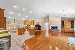 618 Oyster Bay Drive, Sunset Beach, NC 28468 – photo 7: Great Room