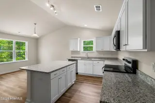 2573 Provence Drive SE, Bolivia, NC 28422 — 3-bedroom home in Mill Creek Cove, Bolivia, NC, photo 13 of 32