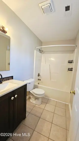 183 Parnell Road, Hubert, NC 28539 – photo 13: Master Bathroom
