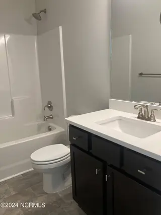 1306 Caracara Drive Model Home, New Bern, NC 28560 – photo 19: Guest Bath