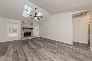 153 Raintree Circle, Jacksonville, NC 28540 – photo 7: 7LIVING