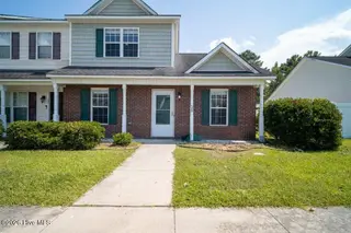 700 Streamwood Drive, Jacksonville, NC 28546 – photo 4