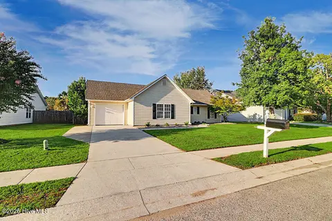 104 Olde Well Loop Road, Wilmington