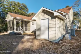 803 W Oak Island Drive, Oak Island, NC 28465 – photo 20: mls-DSC04801
