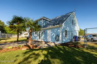 709 Windy Trail, Newport, NC 28570 – photo 7: 709 Windy Trail Exterior (4)