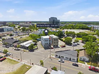314 Davis Street Unit 301, Wilmington, NC 28401 — 2-bedroom condo in Downtown, Wilmington, NC, photo 6 of 60