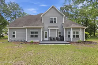 411 Ardan Oaks Circle, Cape Carteret, NC 28584 – photo 9: 9-web-or-mls-411 Ardan Oaks 009