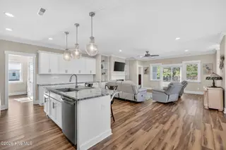 460 Summerhouse Drive, Holly Ridge, NC 28445 – photo 5: open kitchen and living area