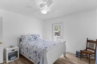 109 NE 17th Street, Oak Island, NC 28465 – photo 16: 4-web-or-mls-BTS00664 - Copy