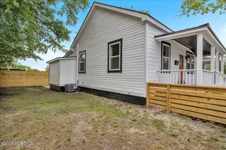 1109 Dock Street, Wilmington, NC 28401 – photo 24