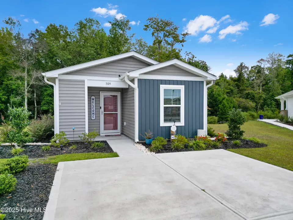 309 Azimuth Drive, Surf City, NC 28445 – photo 1 of 39: DJI_0611