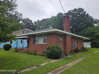 1209 E Holly Street, Goldsboro, NC 27530 – photo 2: Right Side View of Home