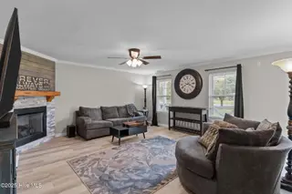 74 S Hummingbird Lane, Rocky Point, NC 28457 — 3-bedroom home in Highsmith Estates, Rocky Point, NC, photo 16 of 38: 38-web-or-mls-BTS03864
