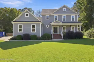 209 Barkside Lane, New Bern, NC 28562 — 4-bedroom home in Hunters Ridge, New Bern, NC, photo 1 of 46: 1-web-or-mls-0C0A7173