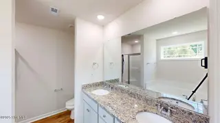 111 Windemere Lane, Goldsboro, NC 27530 – photo 22: Master Bathroom