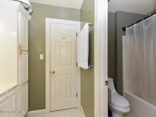 3508 Christopher Drive NW, Wilson, NC 27896 — 3-bedroom home in Wescott Village, Wilson, NC, photo 11 of 20: Interior - mBath2 - ok