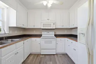 6711 Sassafras Court, Sims, NC 27880 – photo 13: Kitchen 2
