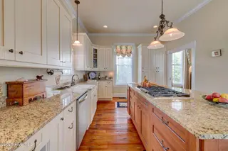 214 Nun Street, Wilmington, NC 28401 – photo 7: Kitchen