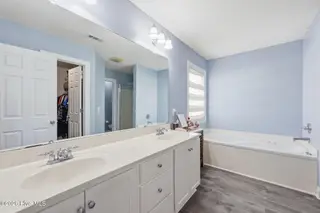 266 Jeremy Lane B, Winterville, NC 28590 – photo 13: 38-web-or-mls-IMG_4308_edit
