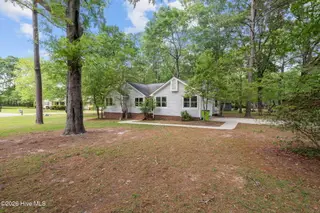 289 Gatewood Drive, New Bern, NC 28562 – photo 2: 3-web-or-mls-DSC_1689