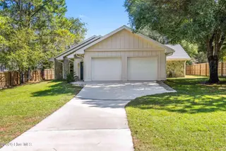 6033 Shiloh Drive, Wilmington, NC 28409 — 4-bedroom home in Battle Park, Wilmington, NC, photo 1 of 47: 2_IMG_3323