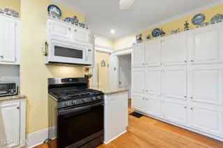 1801 Grace Street, Wilmington, NC 28405 – photo 23: 05kitchen4