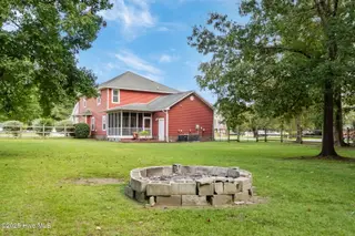 105 Sandstone Court, Jacksonville, NC 28546 — 4-bedroom home in Brookstone, Jacksonville, NC, photo 13 of 55: 13-web-or-mls-13