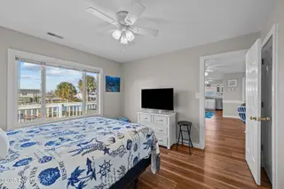 407 Cedar Point Boulevard, Cedar Point, NC 28584 – photo 19: 16-web-or-mls-1S3A0325