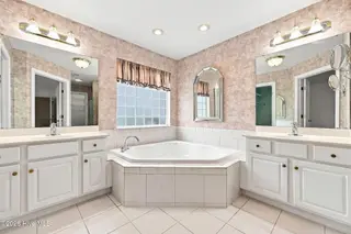 3408 Honeysuckle Drive, Winterville, NC 28590 – photo 23: 45-web-or-mls-IMG_0086_edit