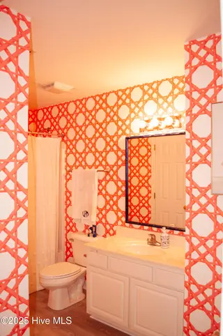 413 Commerce Avenue Unit D, Morehead City, NC 28557 – photo 21: Bathroom 2 in hallway