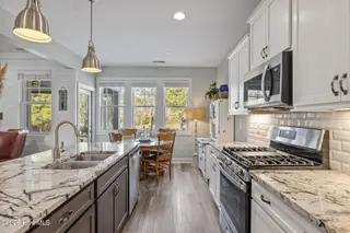 422 Lanyard Drive, Newport, NC 28570 – photo 23: Kitchen