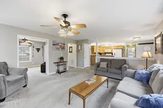 101 Majesty Court, Elizabeth City, NC 27909 – photo 21: 101 Majesty Ct LR 4 open to eat-in kitch