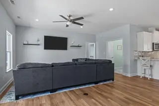 109 Fawn Creek Court, Cedar Point, NC 28584 – photo 12: Living Area