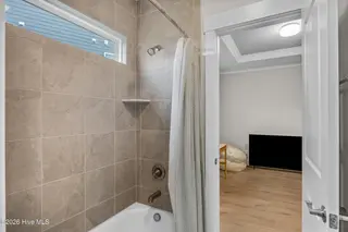 1313 Trisail Terrace, Wilmington, NC 28412 – photo 12: 12_bathroom