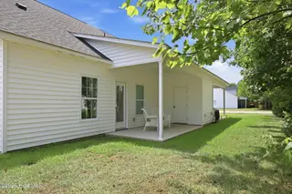 2124 Dartford Drive B, Greenville, NC 27834 – photo 7: 14-web-or-mls-IMG_0005 (1)