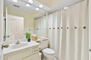 2203 Jumpin Run Drive, Wilmington, NC 28403 – photo 19: 08masterbath2