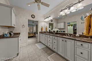 7 Wellington Drive, Pinehurst, NC 28374 – photo 20: Primary Bathroom