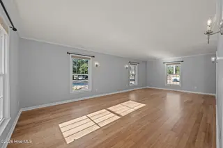 236 Shoreline Drive, New Bern, NC 28562 – photo 13: 36-web-or-mls-DSC_6319
