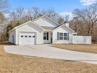 378 Riggs Road, Hubert, NC 28539 – photo 4: 025a5448