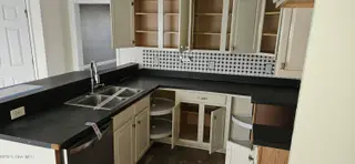 105 Majesty Court, Elizabeth City, NC 27909 – photo 5: 20251204_120033_copy_4000x1848